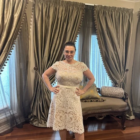 Tadashi Shoji Cream Flutter Sleeve Wedding Dress - Picture 14 of 14